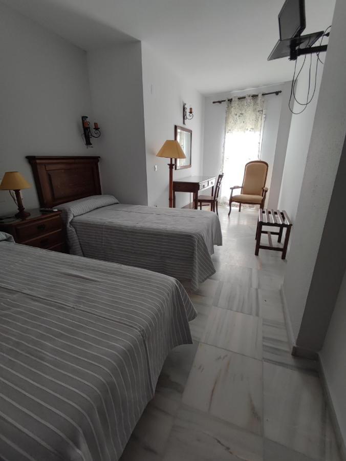 Hotel Cervantes Бадахос Екстериор снимка