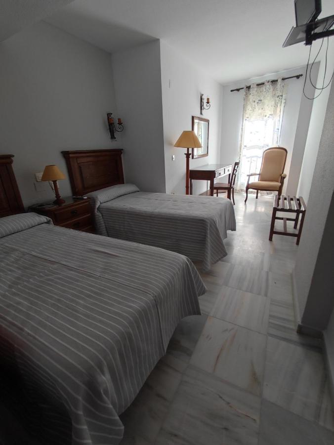 Hotel Cervantes Бадахос Екстериор снимка