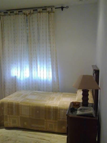 Hotel Cervantes Бадахос Екстериор снимка